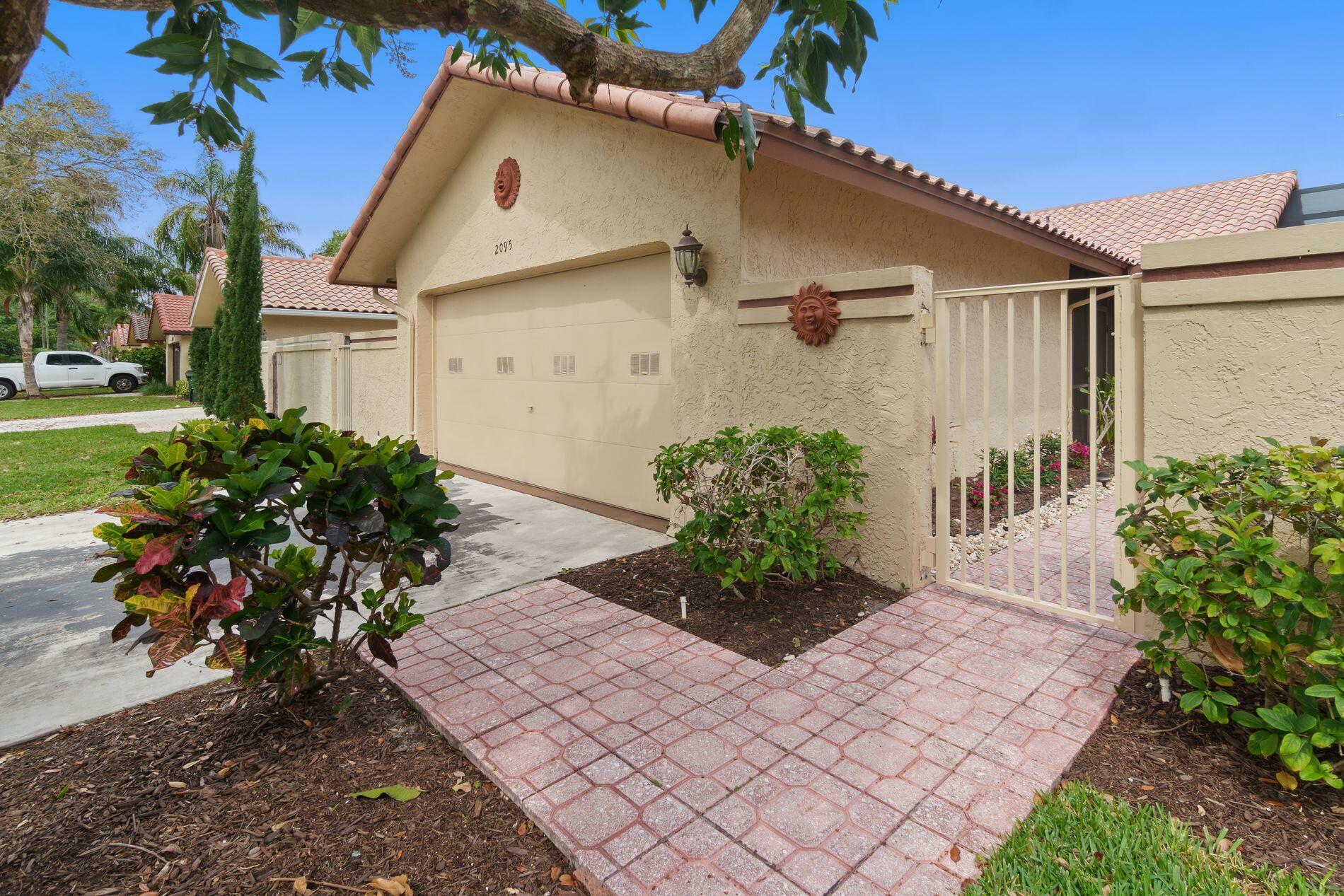 Property Photo:  2095 NW 18th Street  FL 33445 