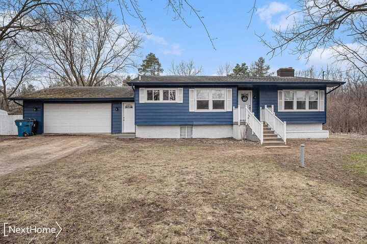 12051 Elms  Clio MI 48420-9426 photo