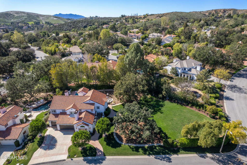 Property Photo:  1715 Misty Creek Road  CA 91362 