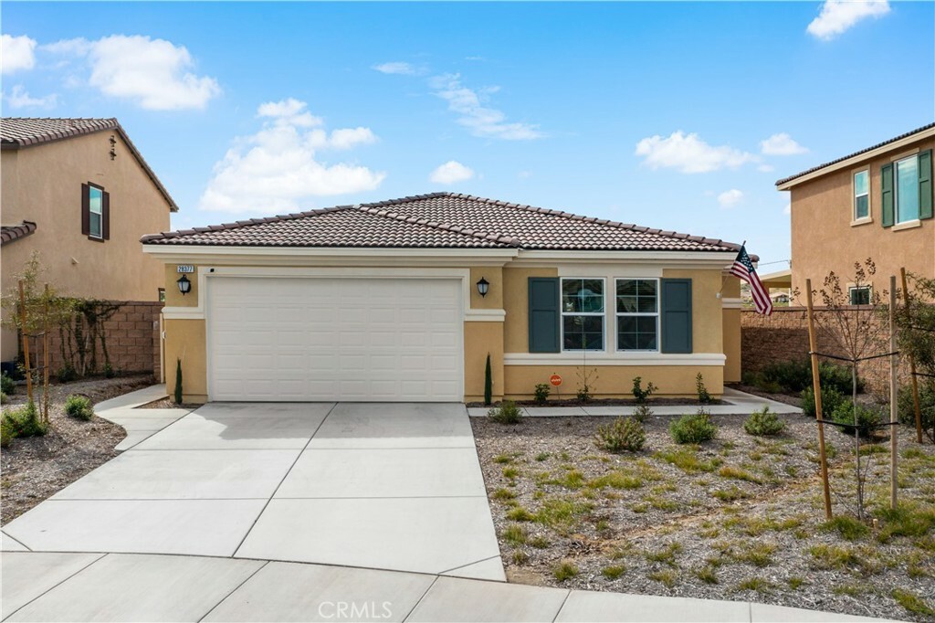 Property Photo:  28377 Sidekick Ct  CA 92585 