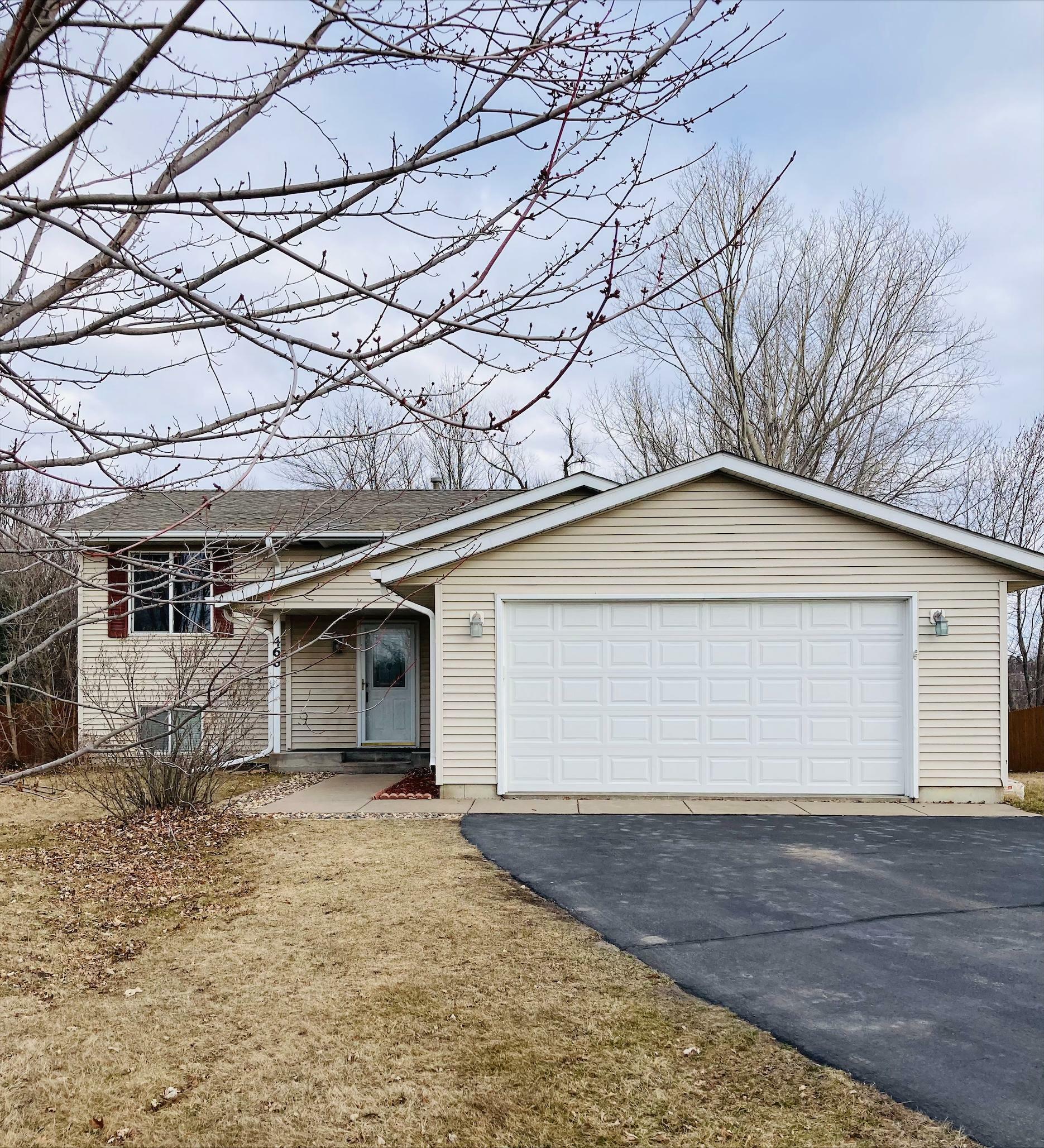 Property Photo:  466 High Pointe Drive  WI 54011 