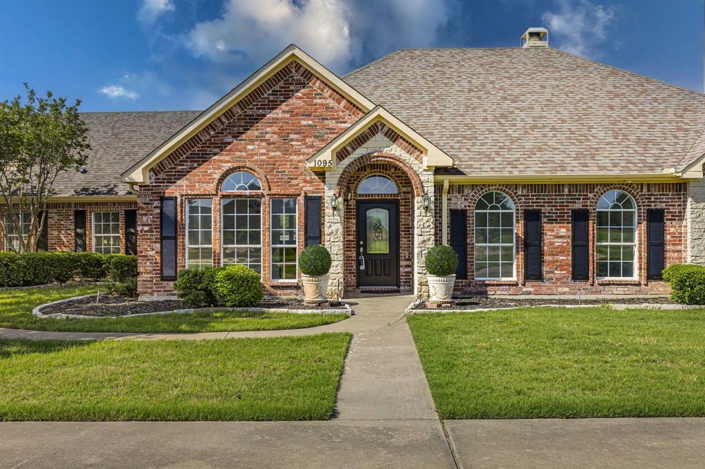 Property Photo:  1095 Trinity Meadows Drive  TX 75160 