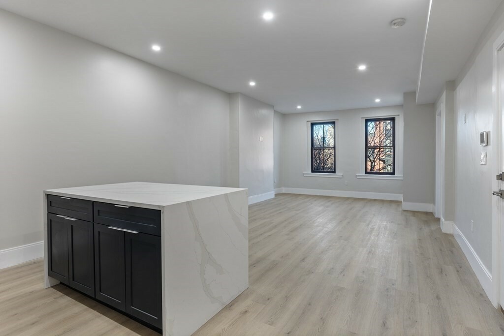 Property Photo: 278A Shawmut Ave A MA 02118