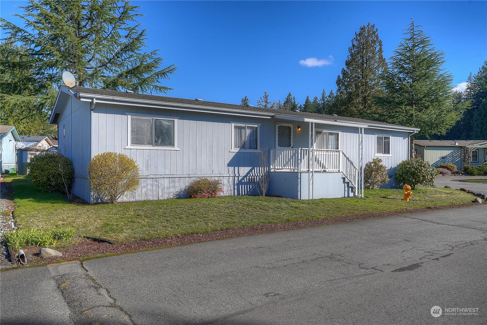 Property Photo:  2230 Estero Avenue  WA 98022 