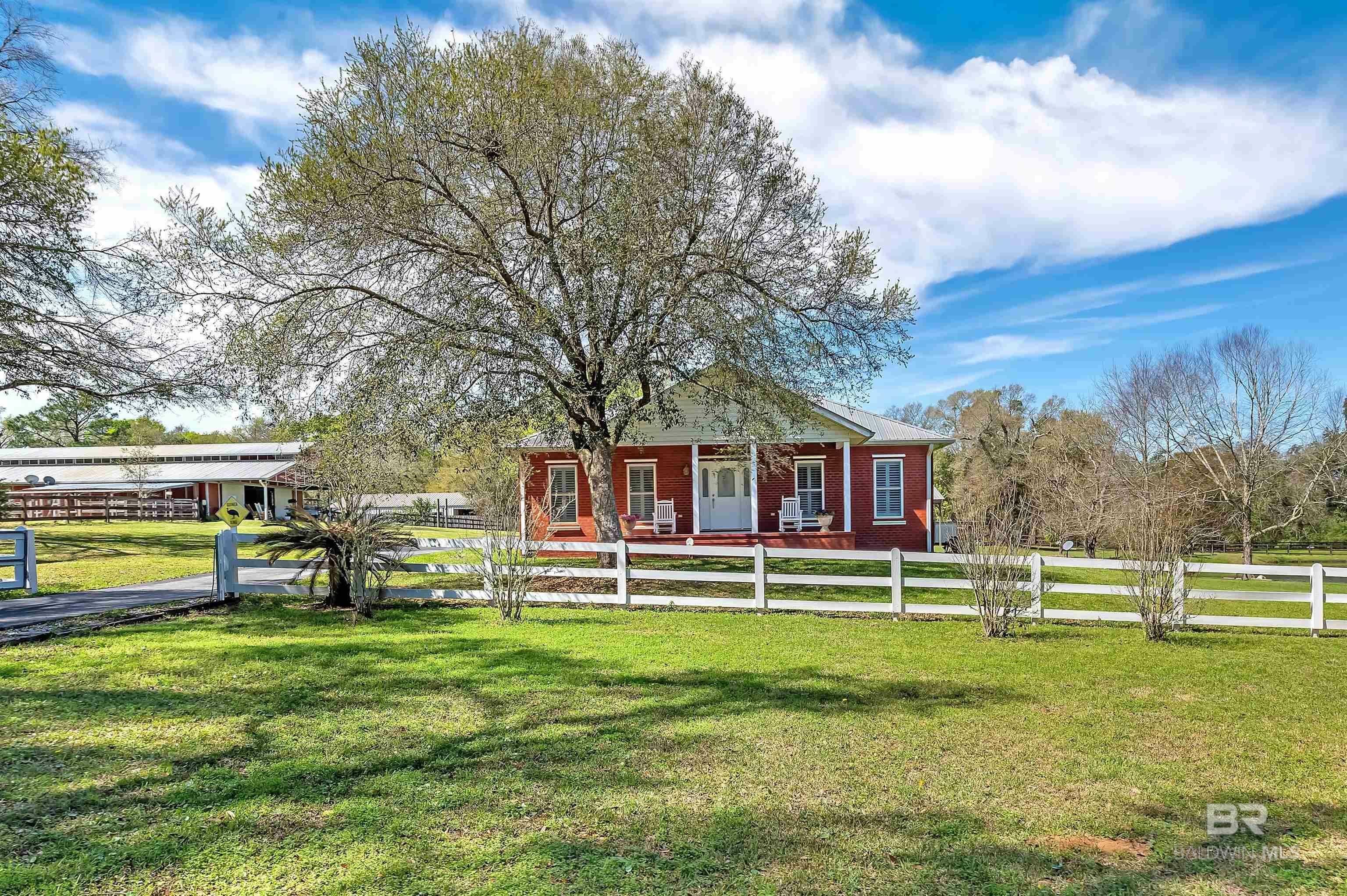 Property Photo:  17179 County Road 55  AL 36580 