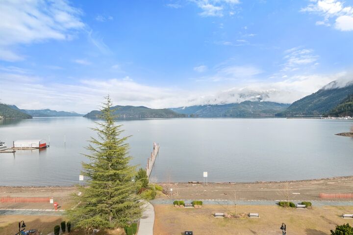 Property Photo: 120 Esplanade Avenue 507 BC V0M 1K0