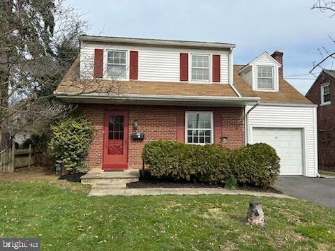 703 Pleasure Road  Lancaster PA 17601 photo
