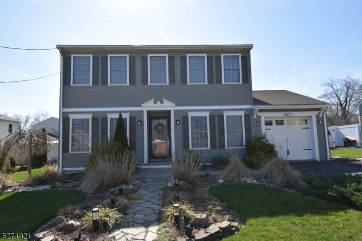 59 S Weiss St  Manville Boro NJ 08835 photo