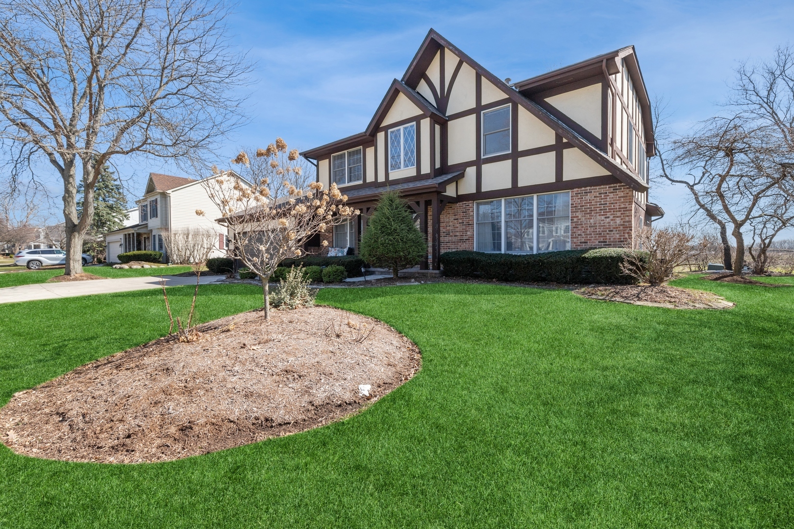 Property Photo: 259 Adler Drive IL 60048