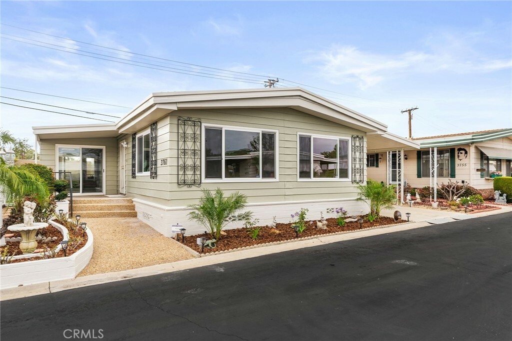 Property Photo: 3761 Lake Wood Drive 0129 CA 92886