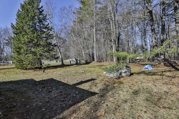 Property Photo:  166 Rockingham Road  NH 03032 