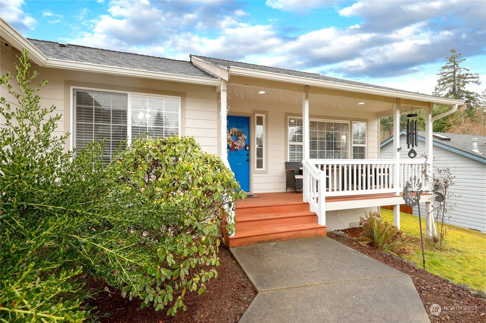 Property Photo:  2977 Lowren Loop  WA 98366 