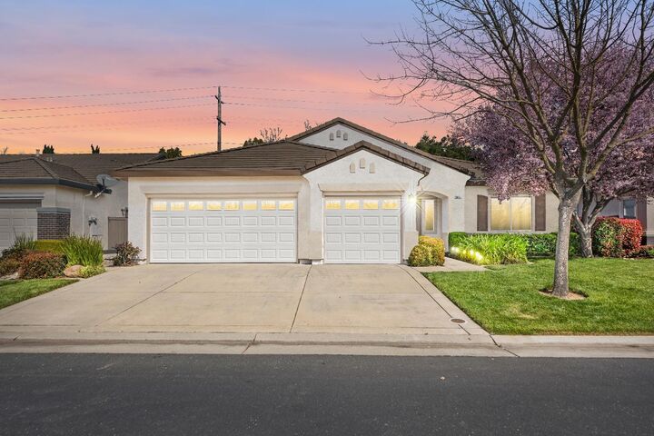 2431 Emerald Lake Lane  Elk Grove CA 95758 photo