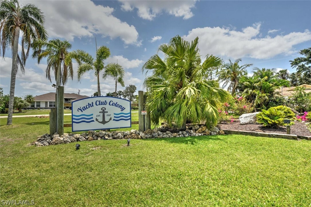 Property Photo:  2215 Club House Road  FL 33917 