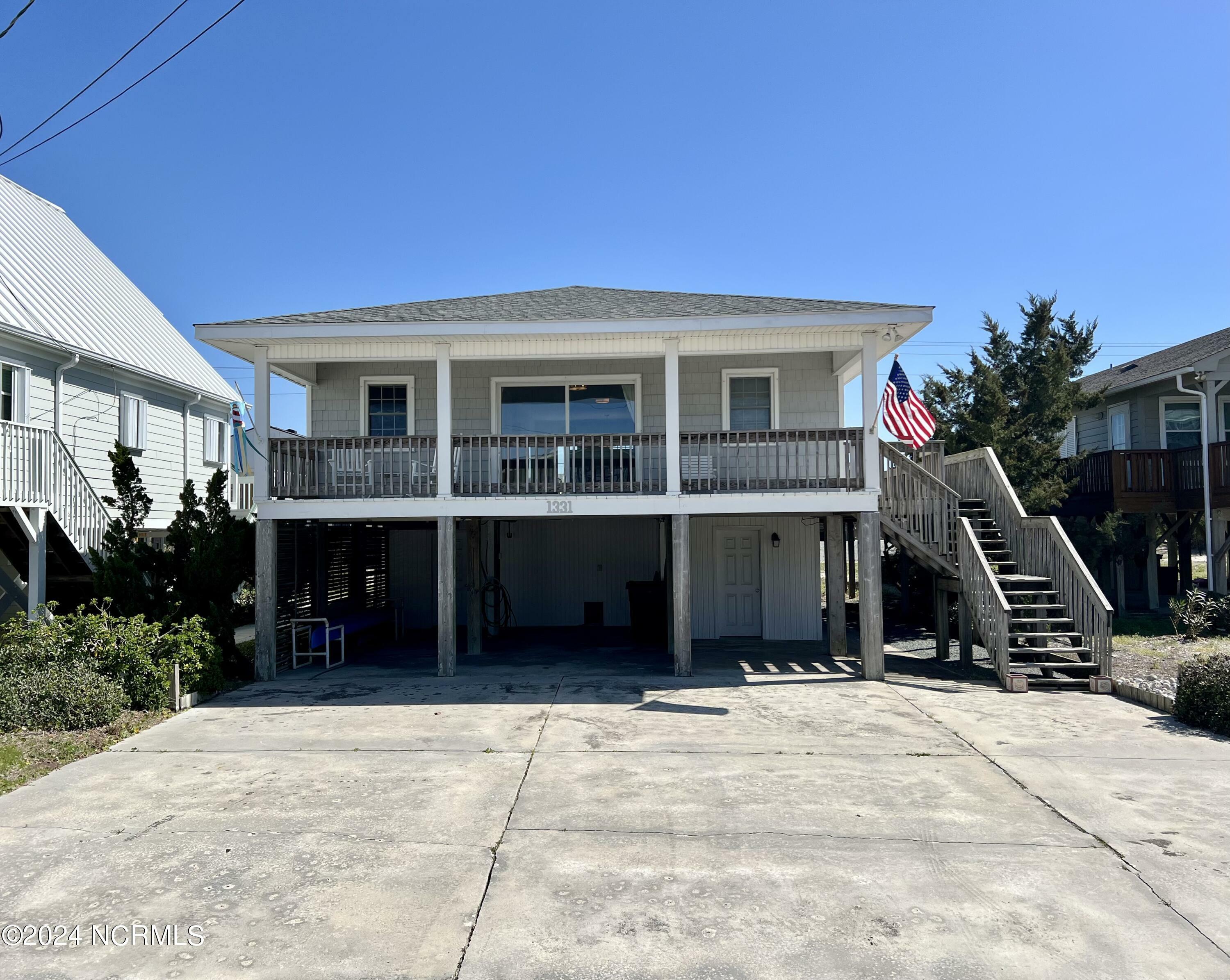 1331 Carolina Boulevard  Topsail Beach NC 28445 photo