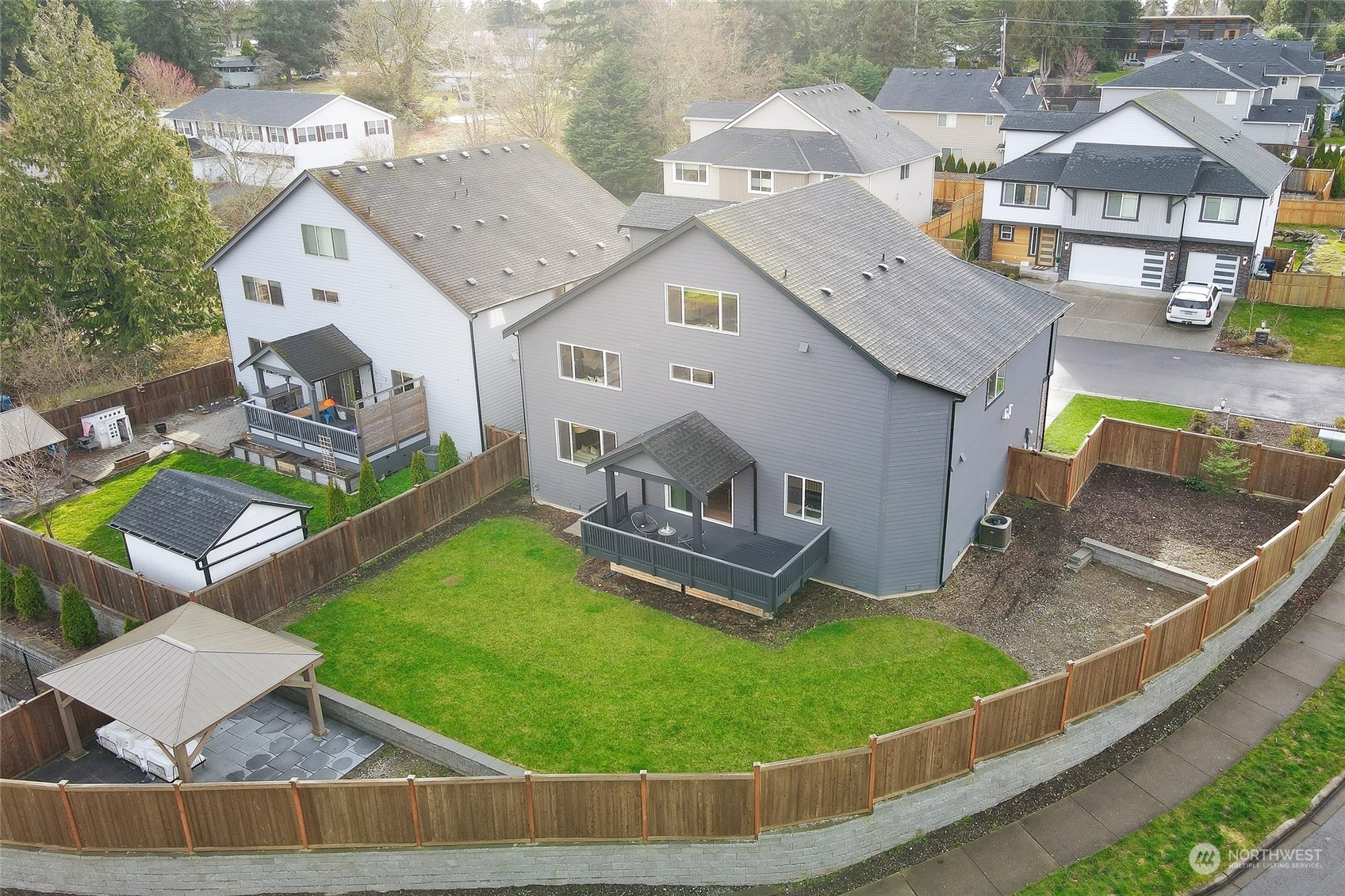 Property Photo:  2 213th Street SW  WA 98021 