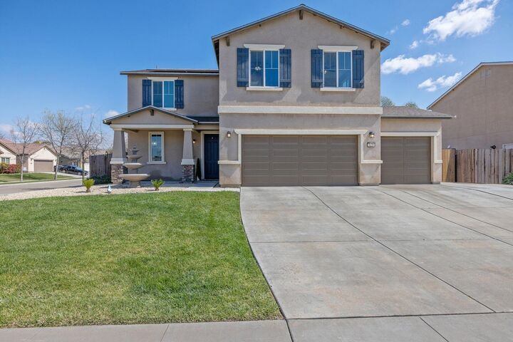 3638 N Zachary Street  Visalia CA 93291 photo