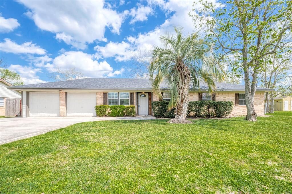 Property Photo:  16015 Wagon Trail Road  TX 77584 