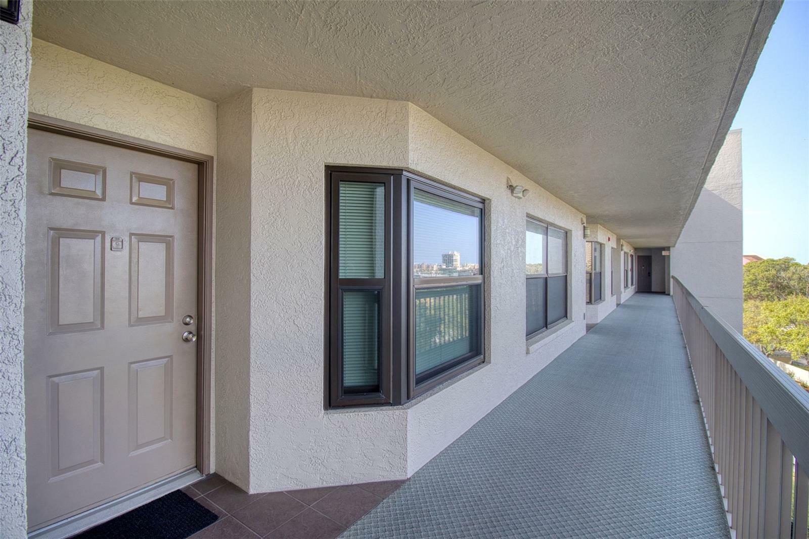 Property Photo:  1328 Pasadena Avenue S 505  FL 33707 