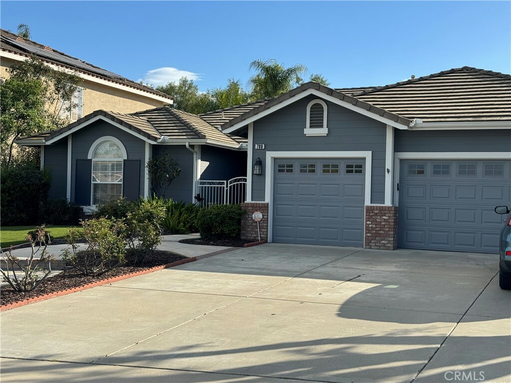 Property Photo:  780 Mountain Shadows Drive  CA 92881 