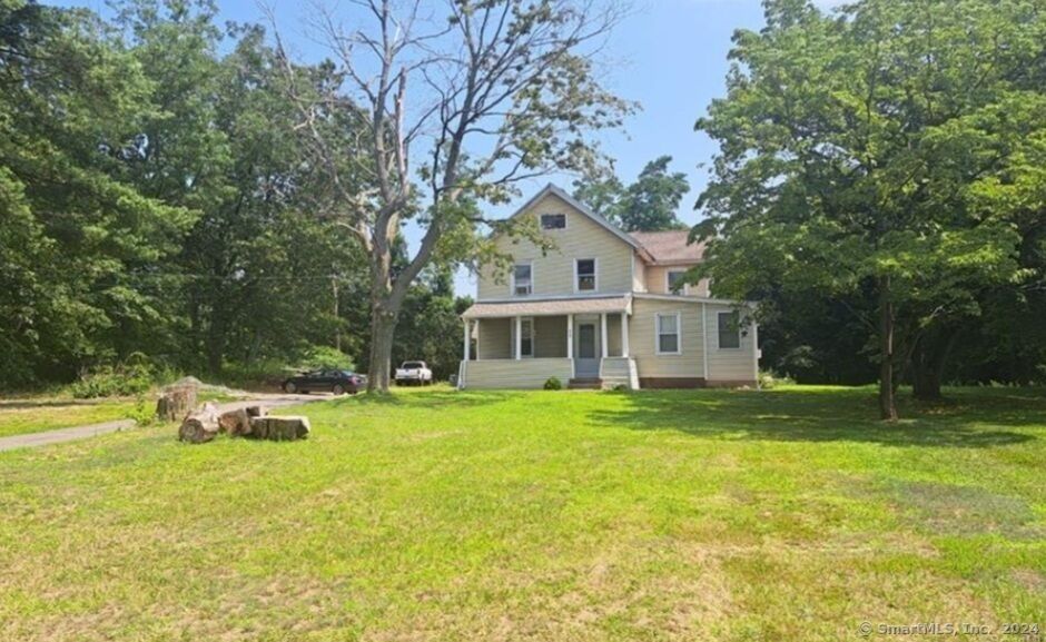 Property Photo:  77 Elm Street  CT 06473 