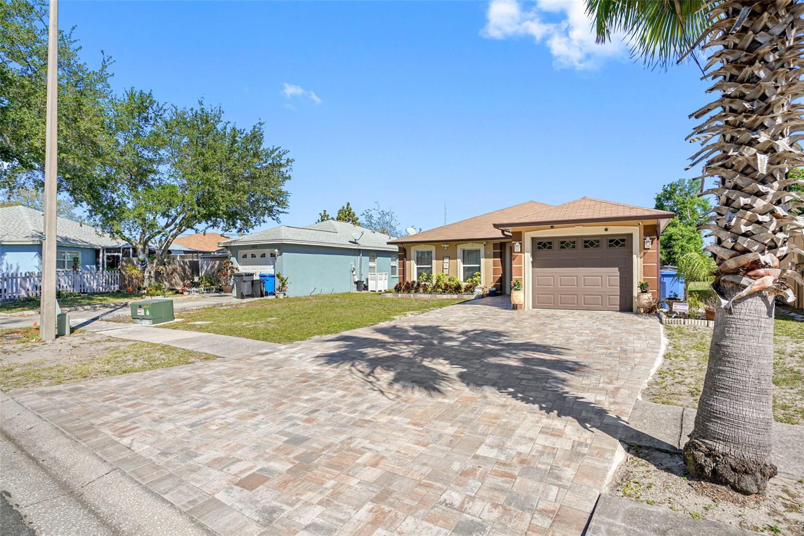 Property Photo:  8303 Redbraes Drive  FL 33615 