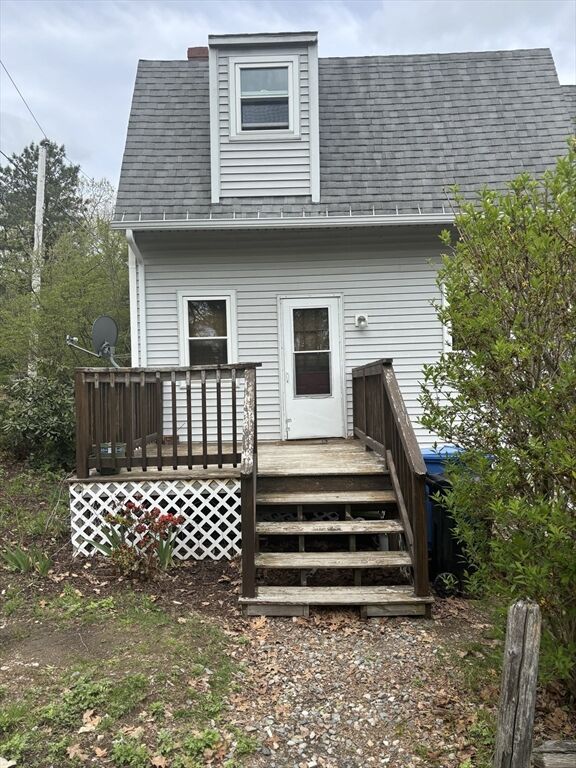 Property Photo:  296 Creek Street 296  MA 02093 