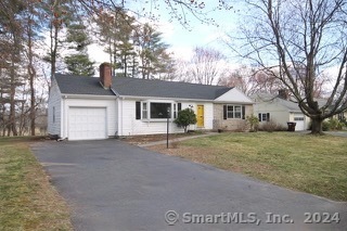 Property Photo:  48 Meadow Farms Road  CT 06107 