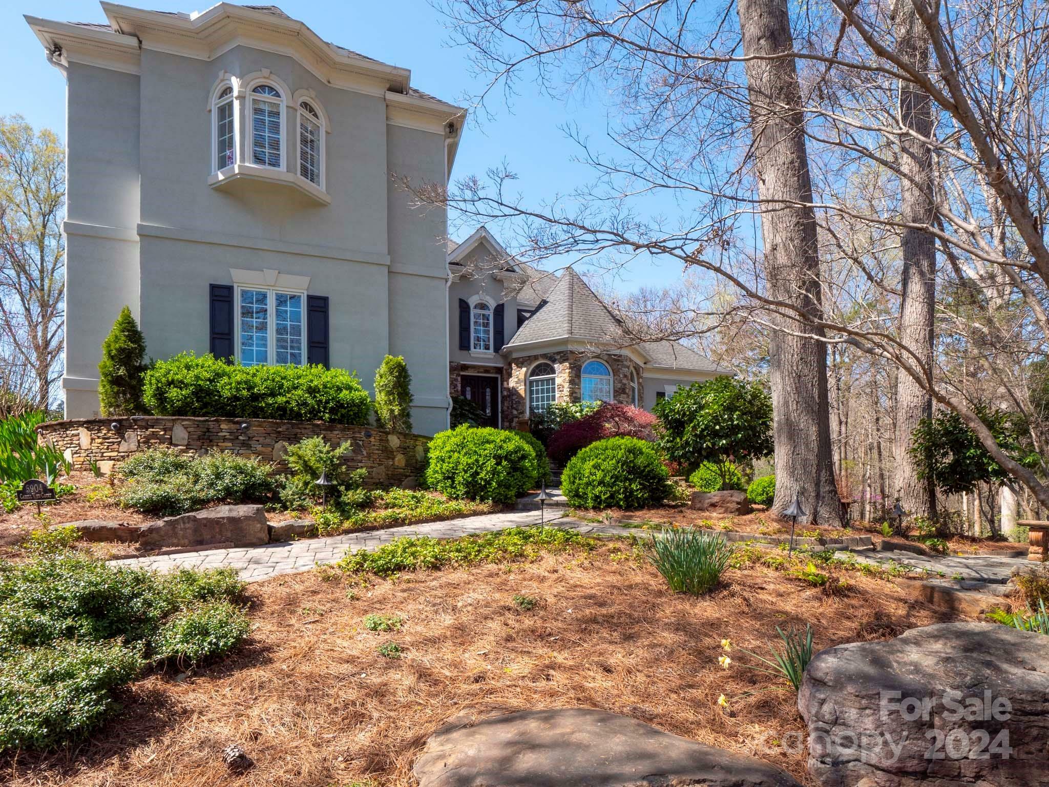 5904 Cabell View Court  Charlotte NC 28277 photo