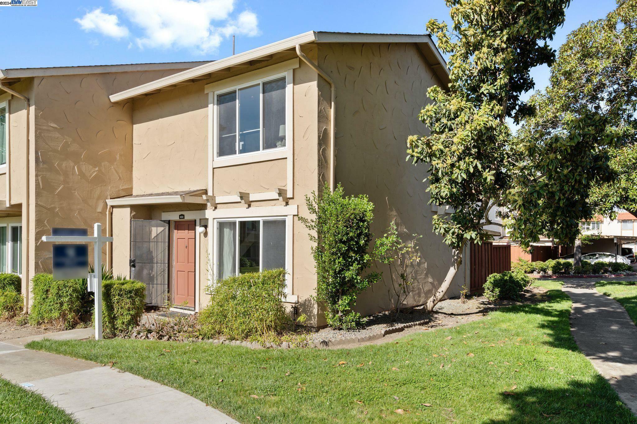 Property Photo:  4532 Virio Cmn  CA 94536 