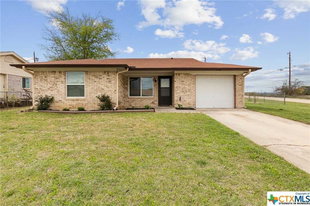 Property Photo:  974 Dorothy Lane  TX 76548 