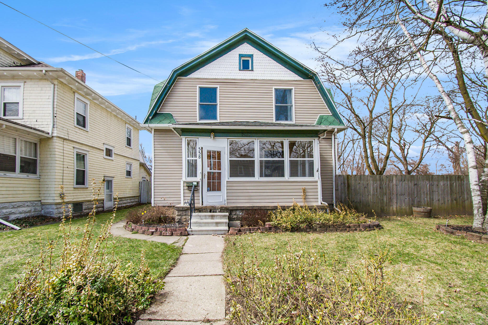 Property Photo:  338 Hibbard Avenue  MI 49202 