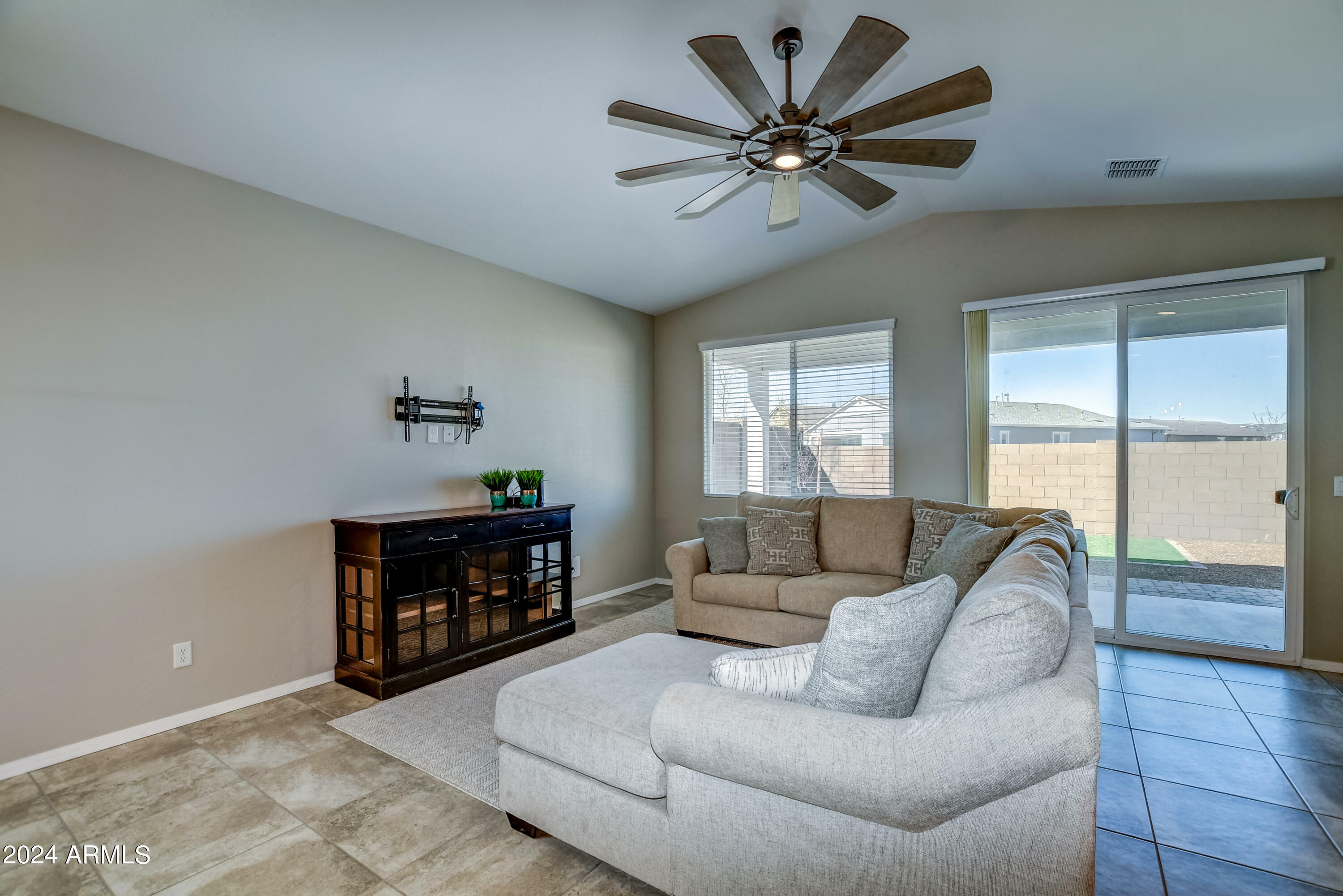 Property Photo:  6250 Barn Owl Avenue  AZ 86305 