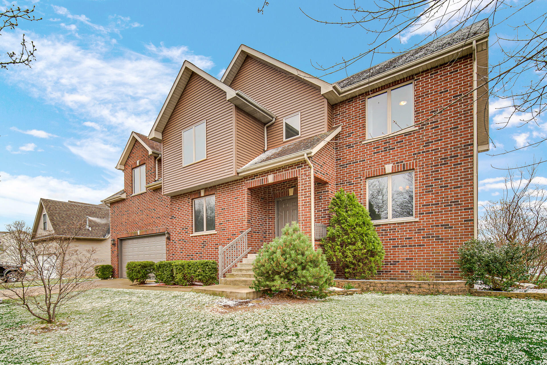 Property Photo: 2631 Bogey Boulevard IN 46304