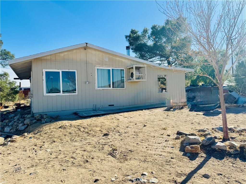 Property Photo:  31633 Azurite Road  CA 92356 