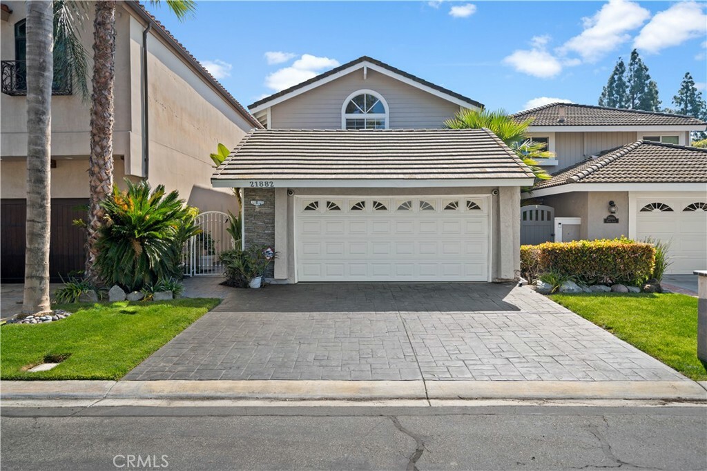 Property Photo:  21882 Huron Lane  CA 92630 