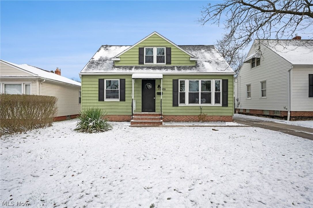 Property Photo: 12905 Oak Street OH 44125