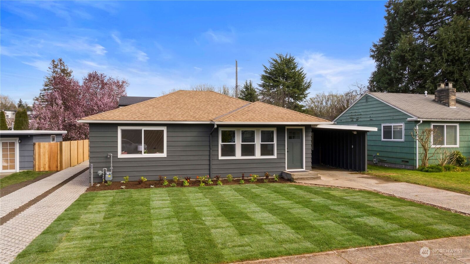 House for sale in Seattle 10314 Dibble Avenue NW, Seattle, WA 98177