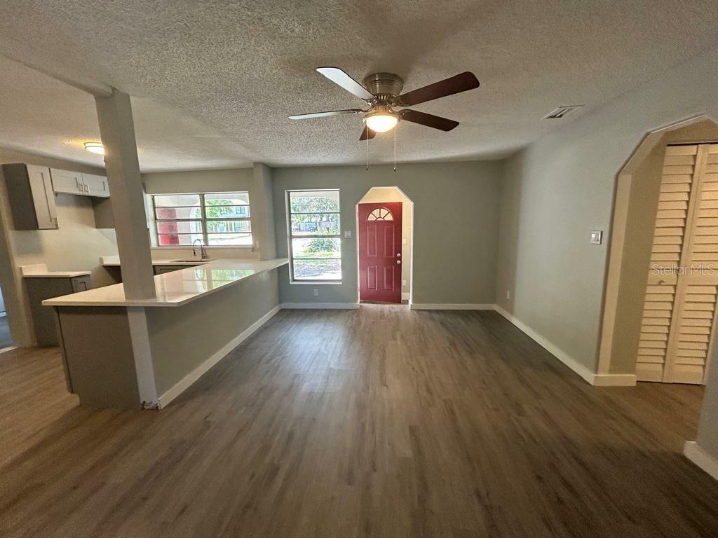 Property Photo:  4118 W Pine Hill Circle  FL 32808 