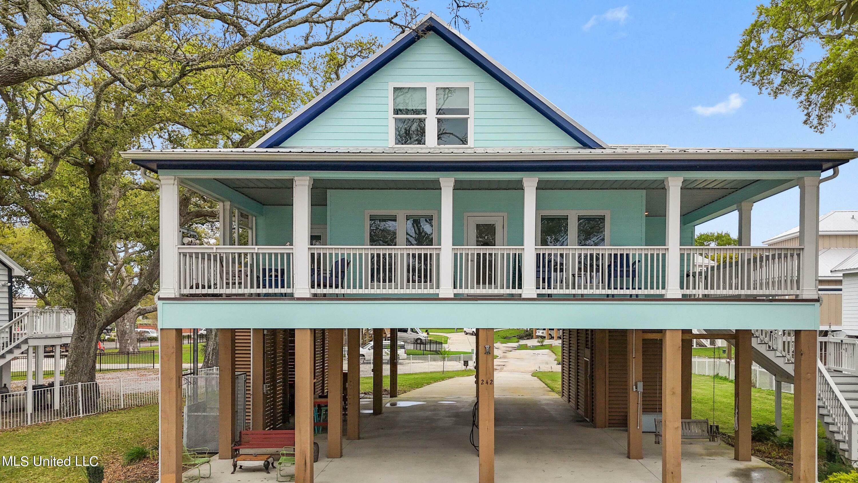 Property Photo:  242 W Beach Boulevard  MS 39560 