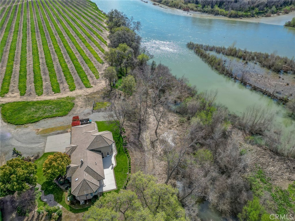 Property Photo: 6725 State Highway 99E CA 96055