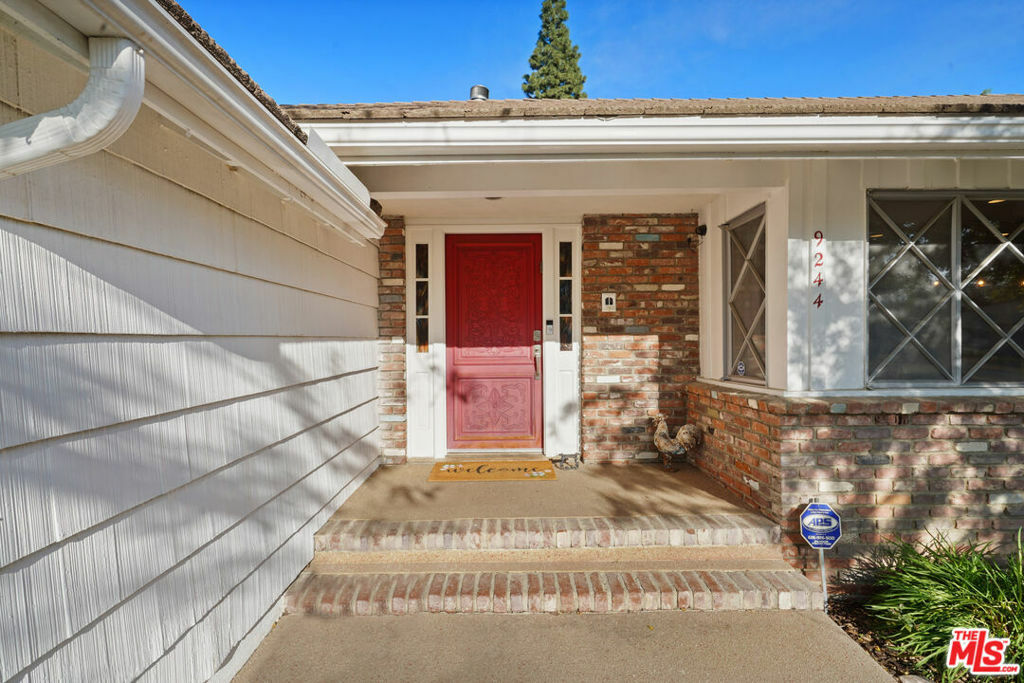 Property Photo:  9244 Jellico Avenue  CA 91325 