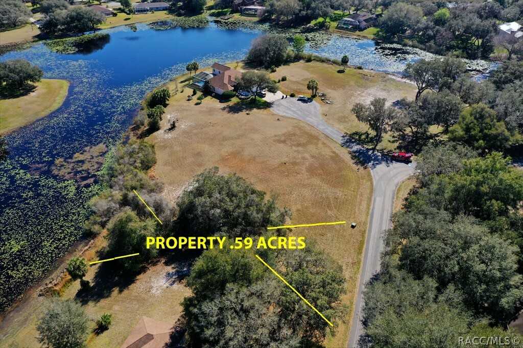 Property Photo:  9520 E Baymeadows Drive  FL 34450 