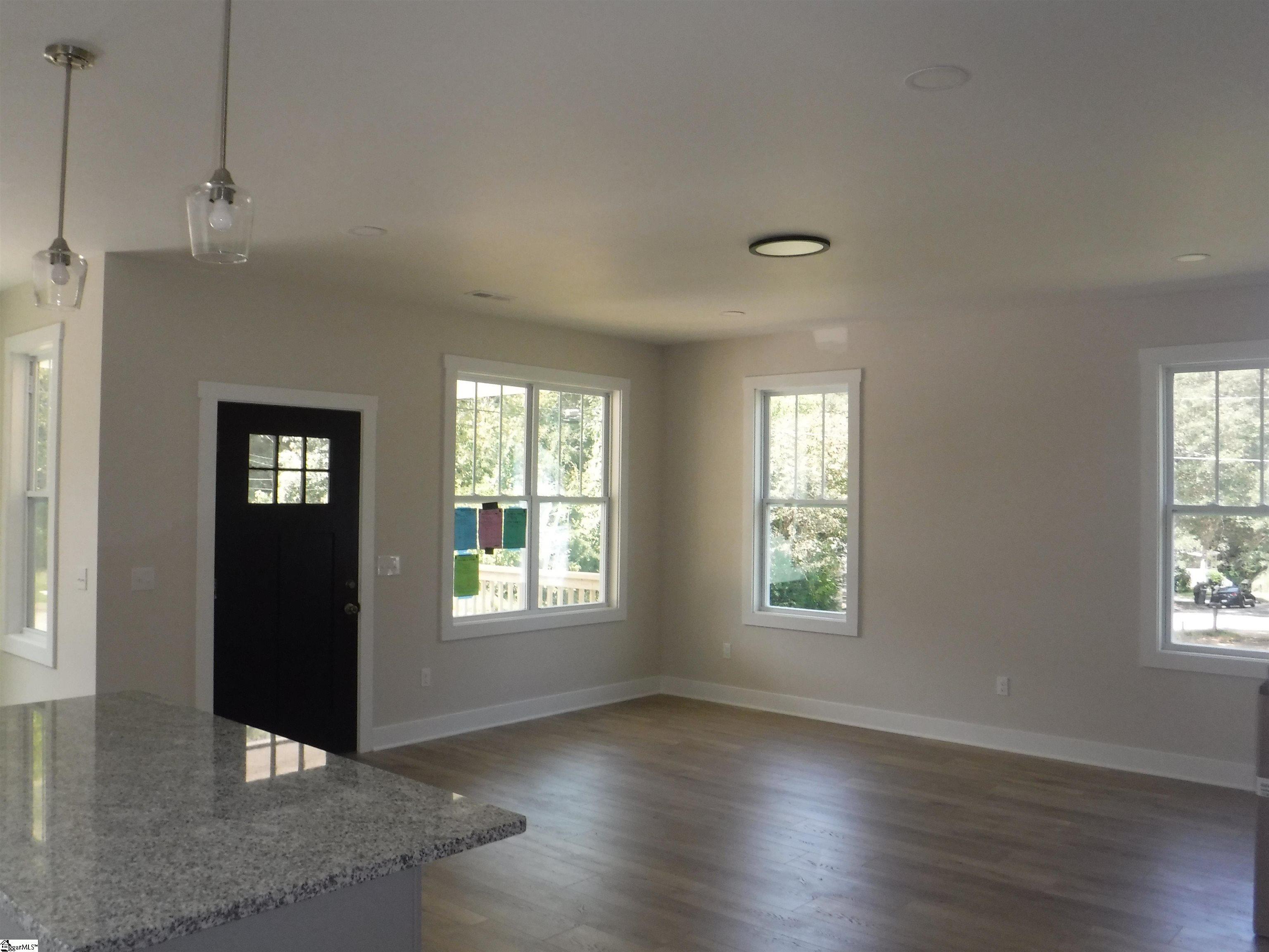 Property Photo:  504 Greenlea Street  SC 29306 