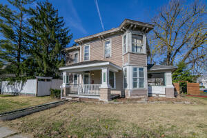 Property Photo:  307 S Rollins Street  MO 65240 