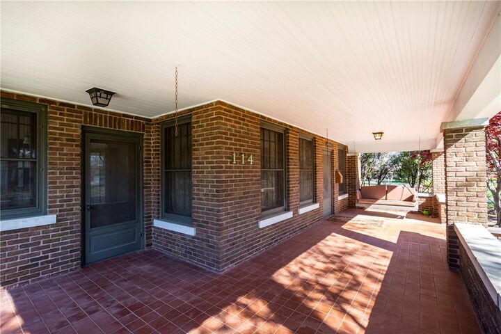 Property Photo:  114 S College Street  AR 72761 