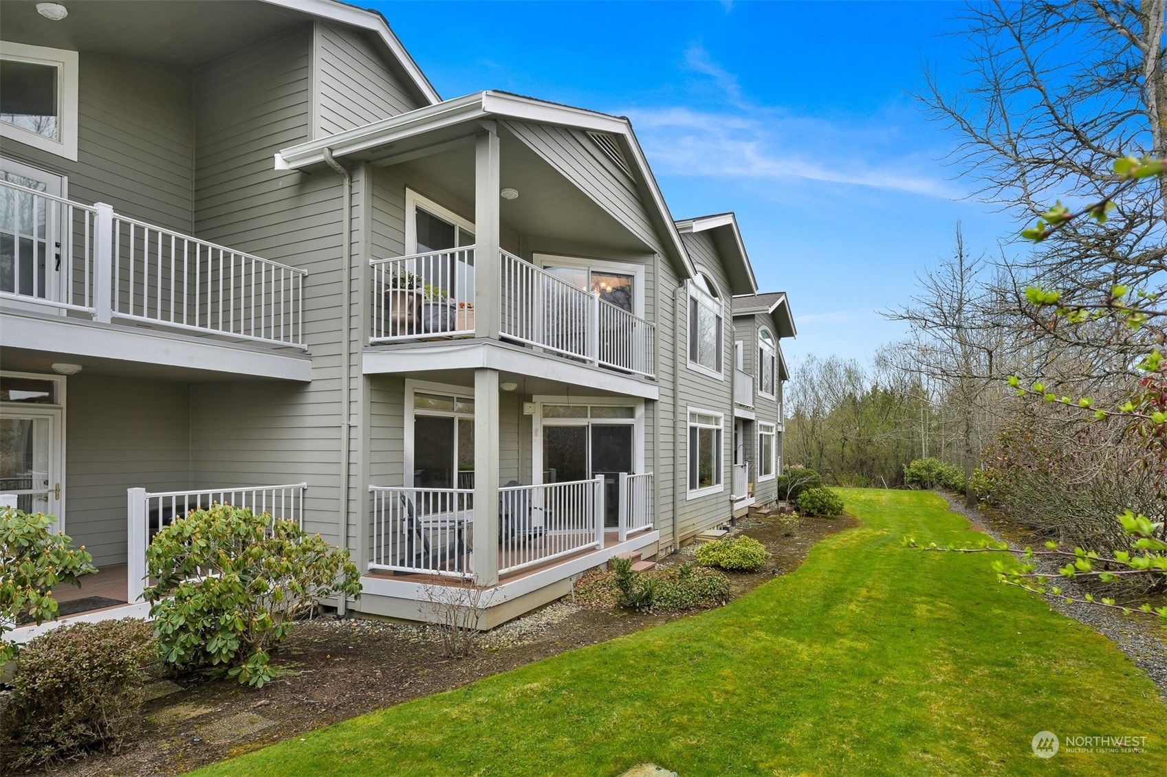 Property Photo:  5020 Festival Boulevard 2C  WA 98226 