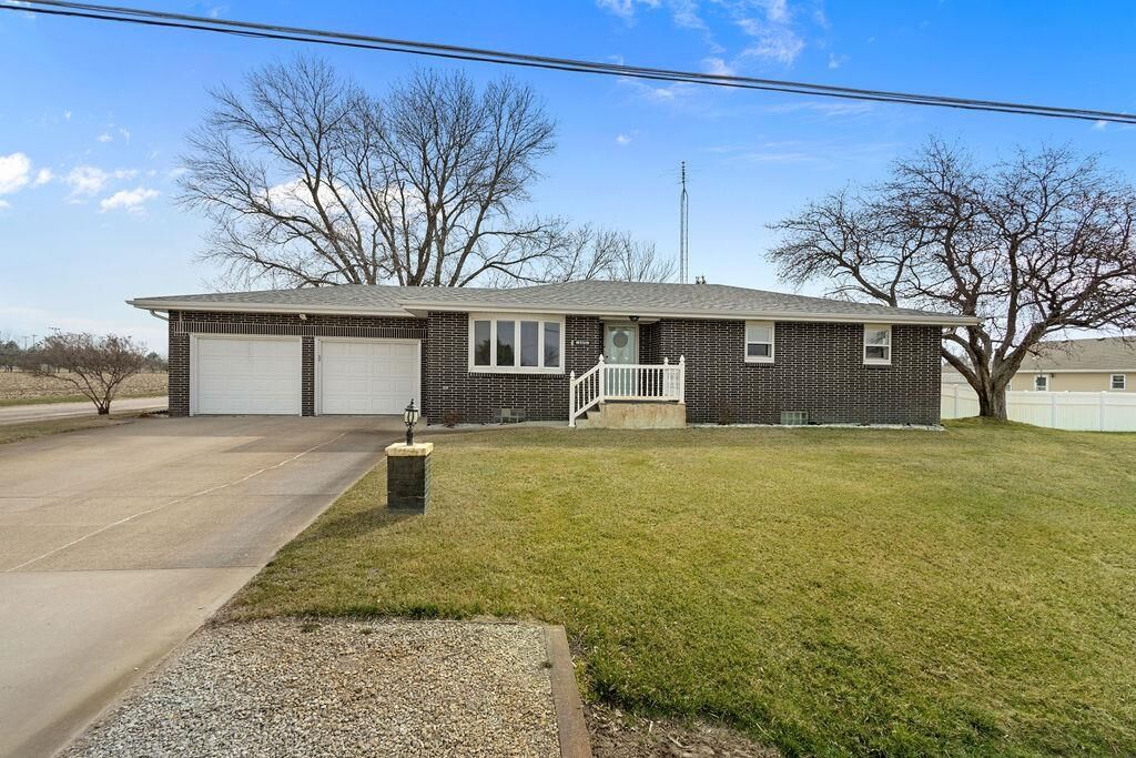 Property Photo: 1371 48th Avenue NE 68601