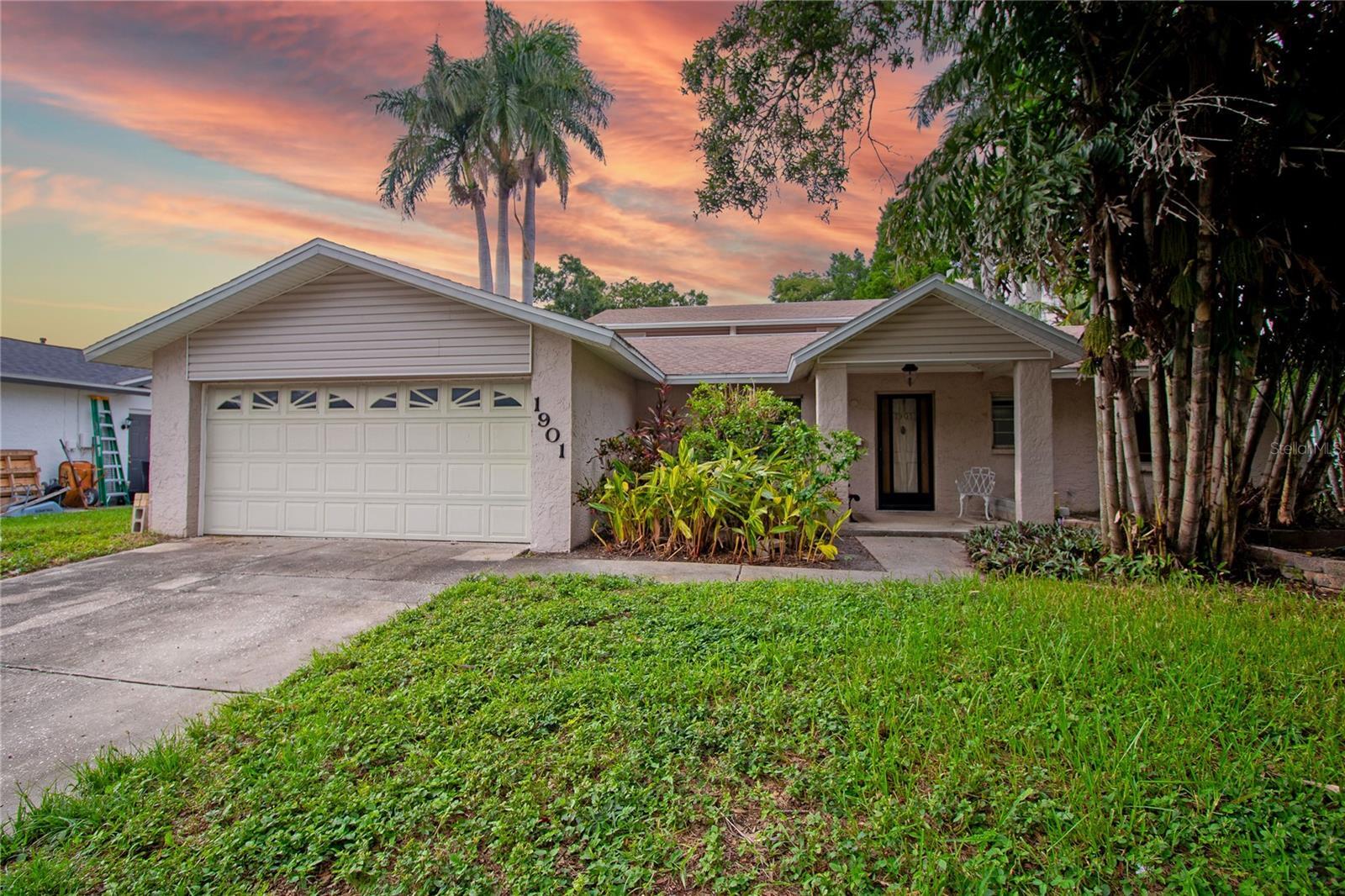 Property Photo:  1901 Ohio Avenue NE  FL 33703 