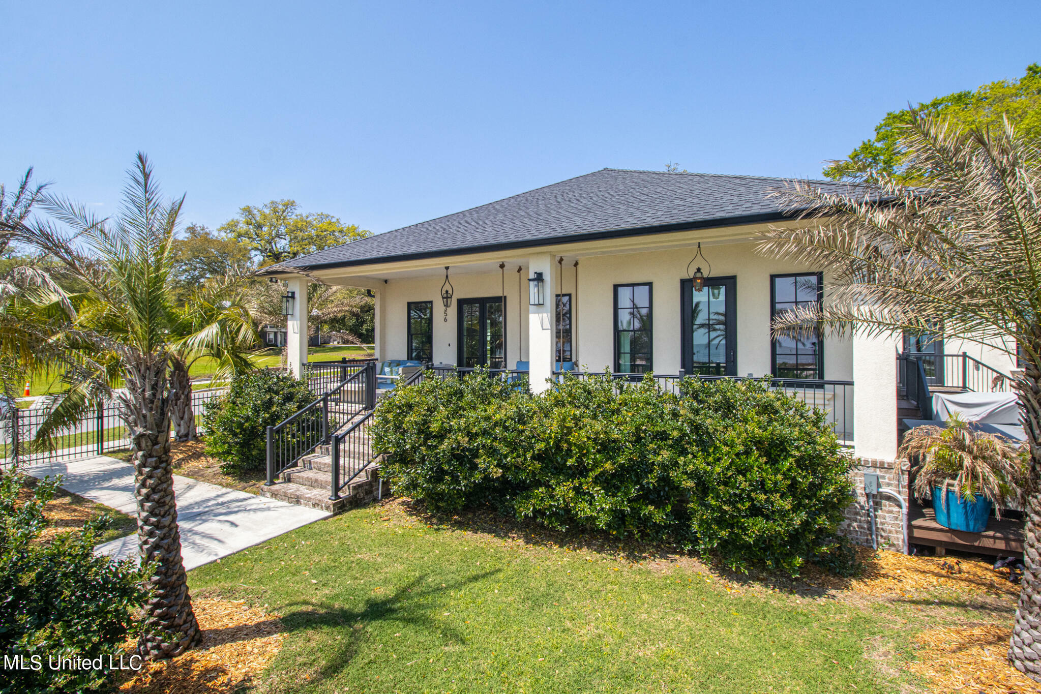 Property Photo:  1356 Beach Boulevard  MS 39530 